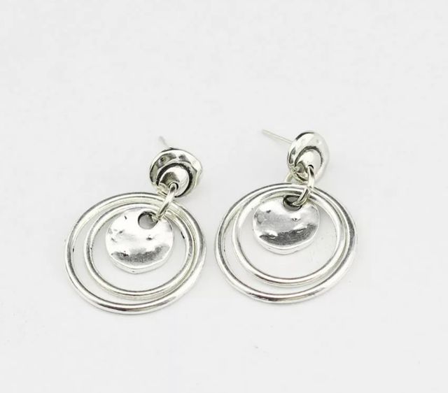 Pendientes estilo uno de 50