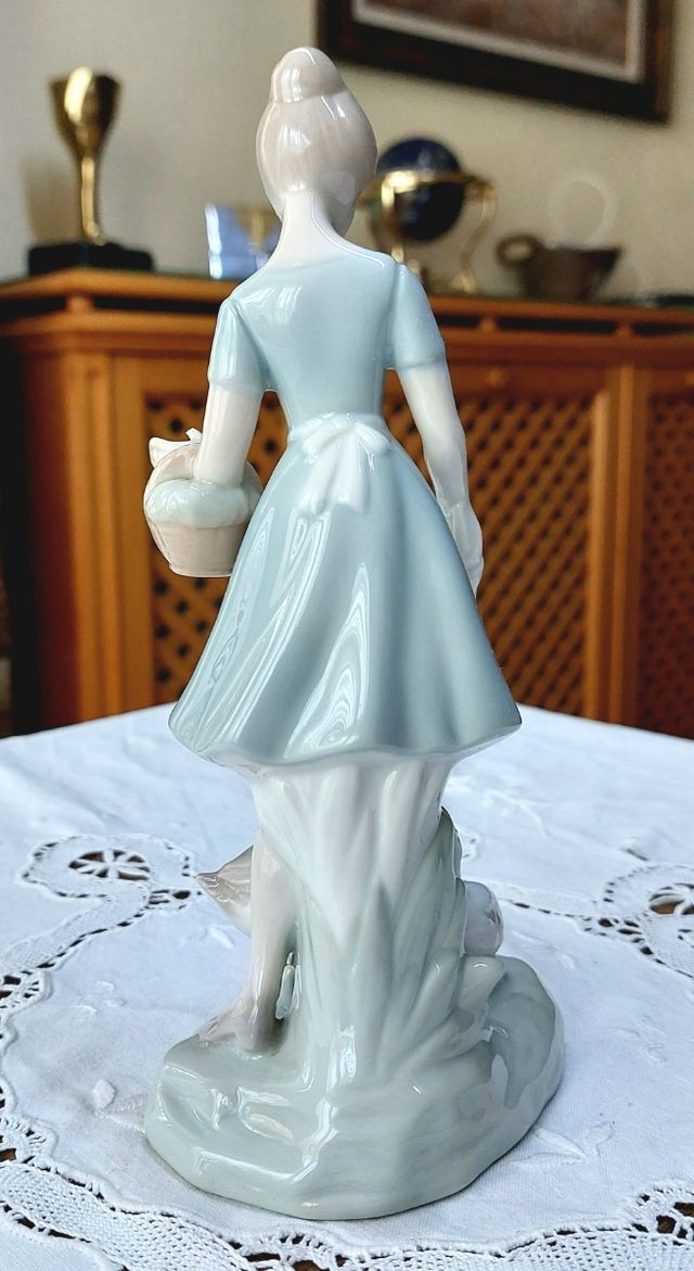 figura porcelana