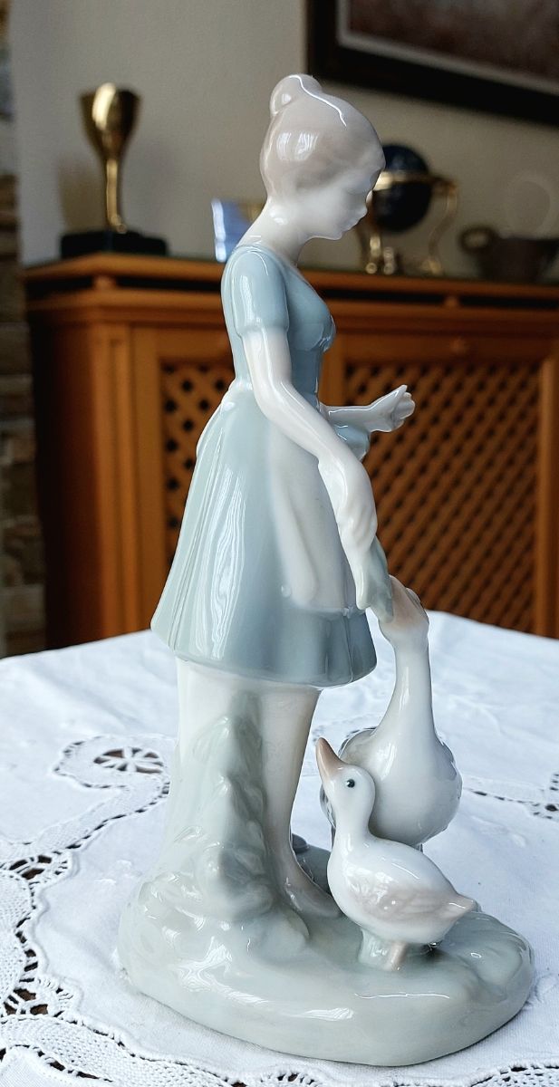 figura porcelana