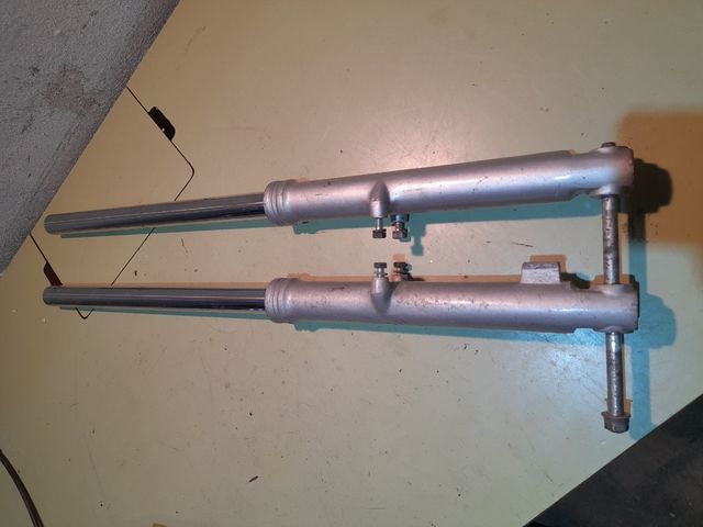 Barre forcella Yamaha SR250