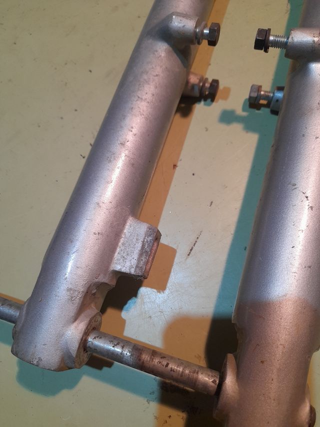 Barre forcella Yamaha SR250