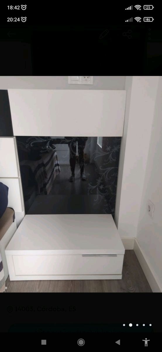 dormitorio de matrimonio. blanco y negro