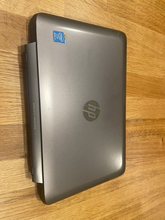 Ordenador portátil HP HQ TRE 71004 sin cargador de segunda mano por 40