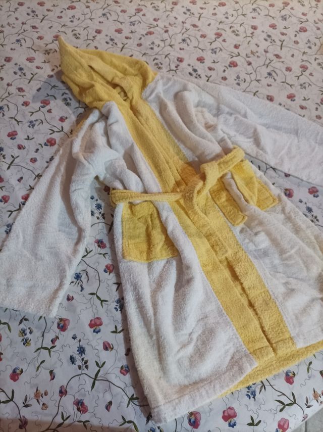 Accappatoio Bimbo/a 7-10 Anni in Buono Stato