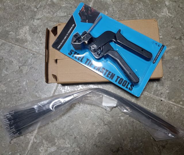ALICATES BRIDAS ACERO INOX.