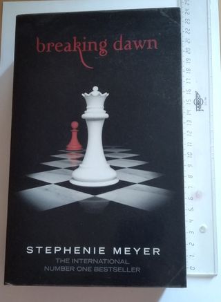 Breaking down. Amanecer. Libro saga Crepúsculo 