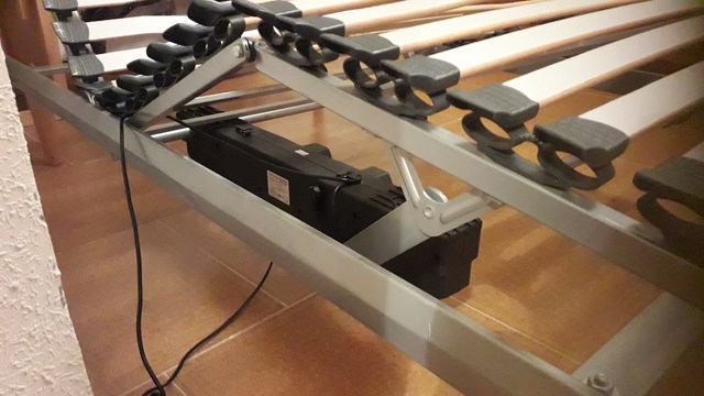 Somier articulado con motor eléctrico