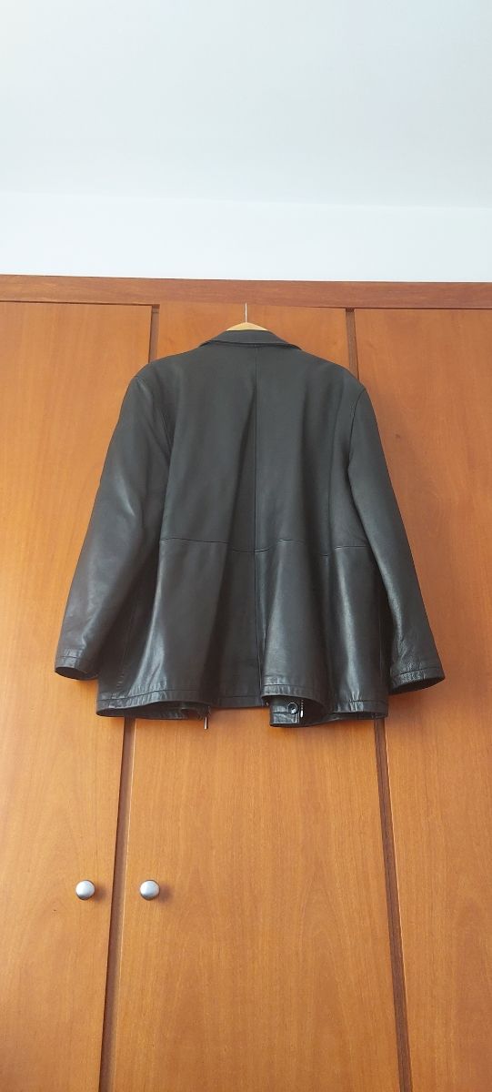 Cazadora piel negra impecable T-58