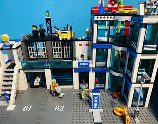 Comisaria de policía de Lego