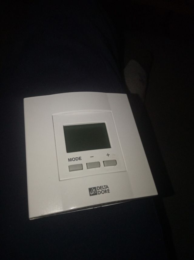 Termostato frio calor tybox 51 de segunda mano por 15 EUR en Huétor Vega en WALLAPOP Termostato frio calor tybox 51 de segunda mano por 15 EUR en Huétor Vega en WALLAPOP