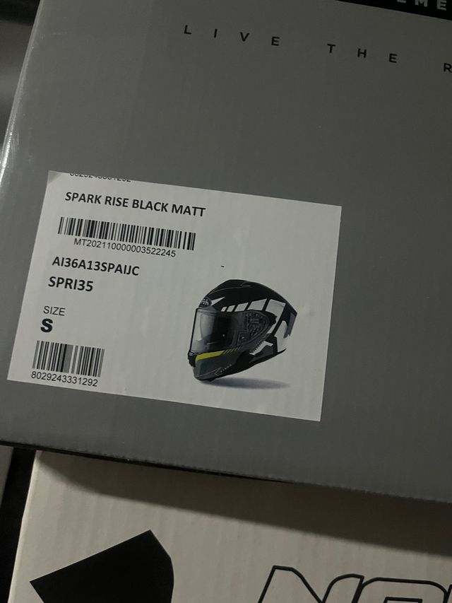 Liquidación cascos airoh