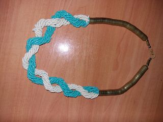 Collar africano