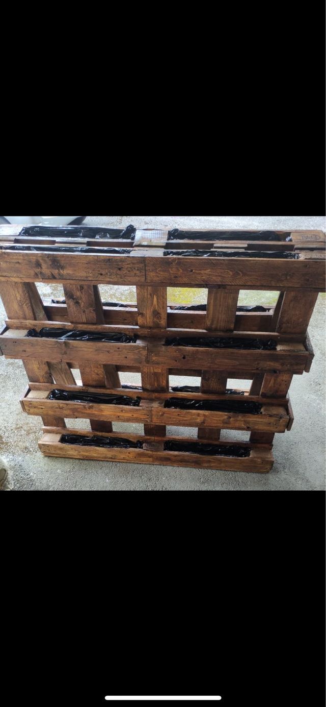 Jardinera de palets de madera