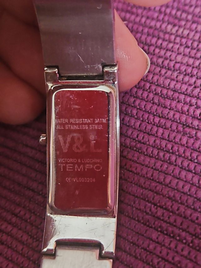 reloj Victorio & Lucchino