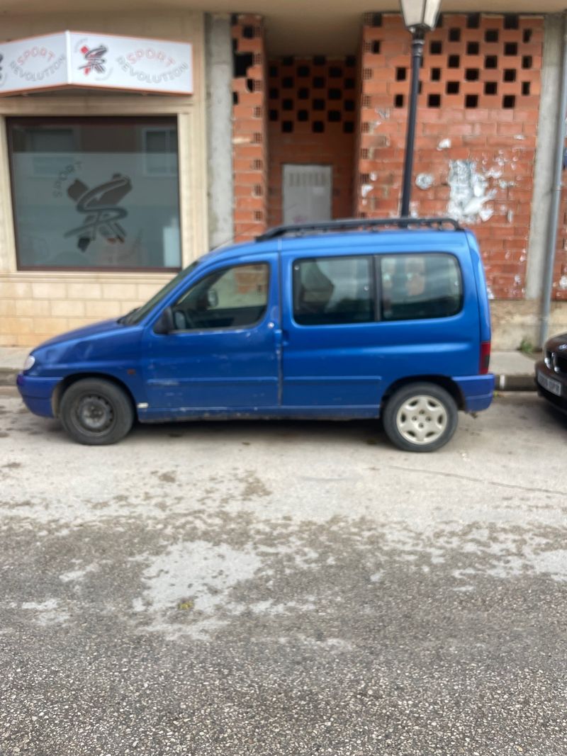 Citroen Berlingo 1997 - foto 1