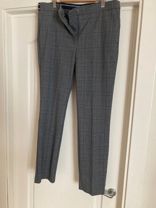 Pantalón tobillero Zara