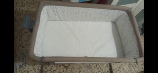 Minicuna colecho desmontable.
