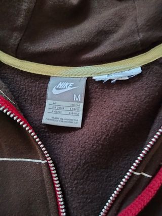 Chaqueta con capucha Nike