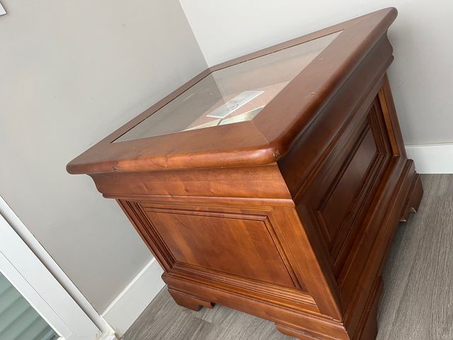 Mesa auxiliar madera