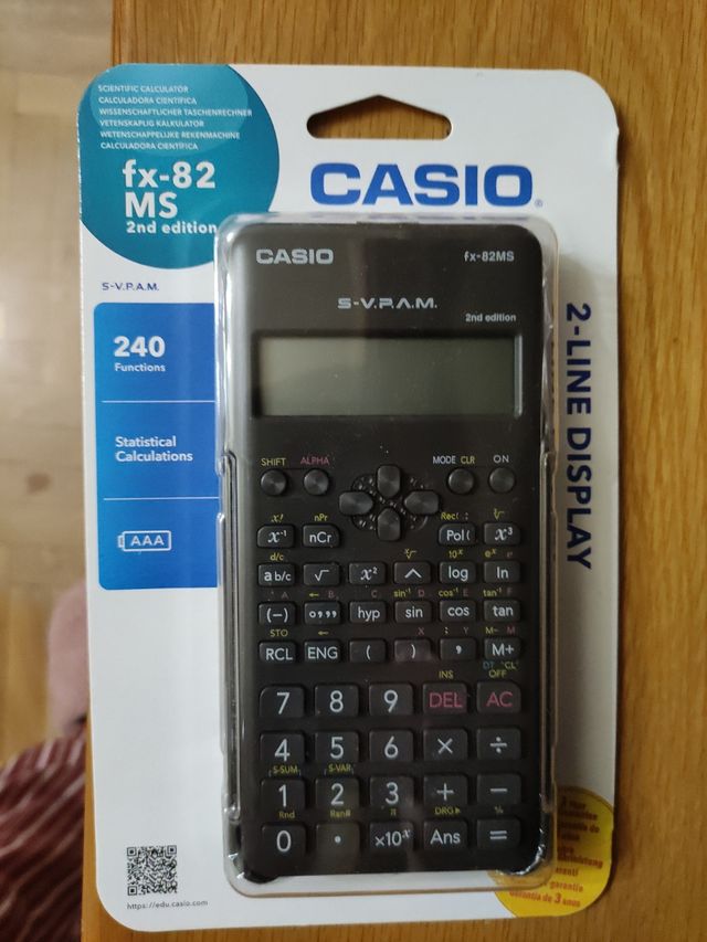 Calculadora  científica Casio  fx-82