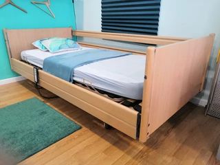 Cama articulada Alemana con carro elevador