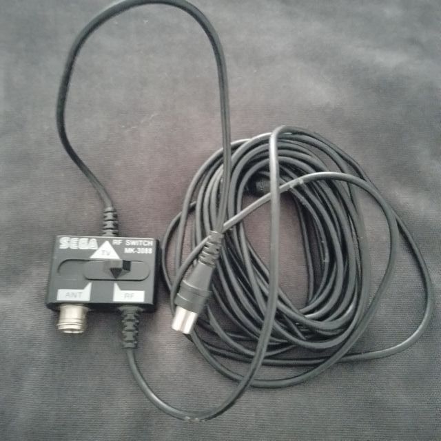 CABLE RF MEGA DRIVE 1 ORIGINAL de segunda mano por 9 EUR en Barcelona