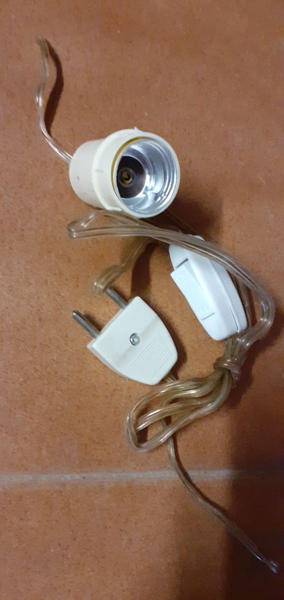 LÁMPARAS KIT INTERRUPTOR ENCHUFE CASQUILLO