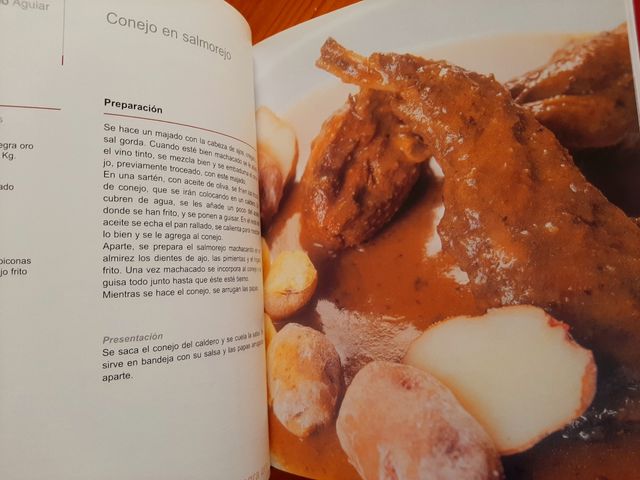 Cocinando con papas antiguas de Tenerife