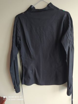 Camisa/Blusa negra de Amarti.Vintage