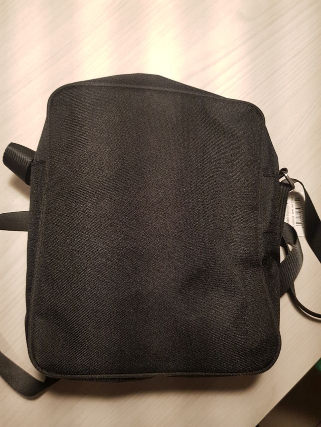 Borsa per ragazzo. Idea regalo Natale.