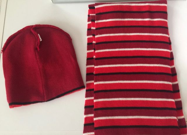 Conjunto gorro y bufanda para niños