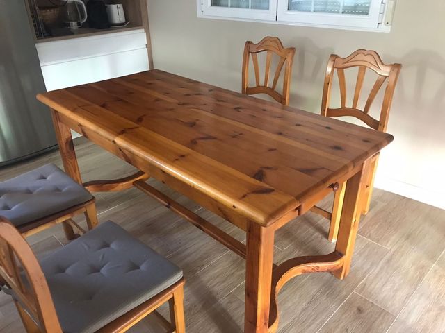 Mesa de madera de Pino Macizo