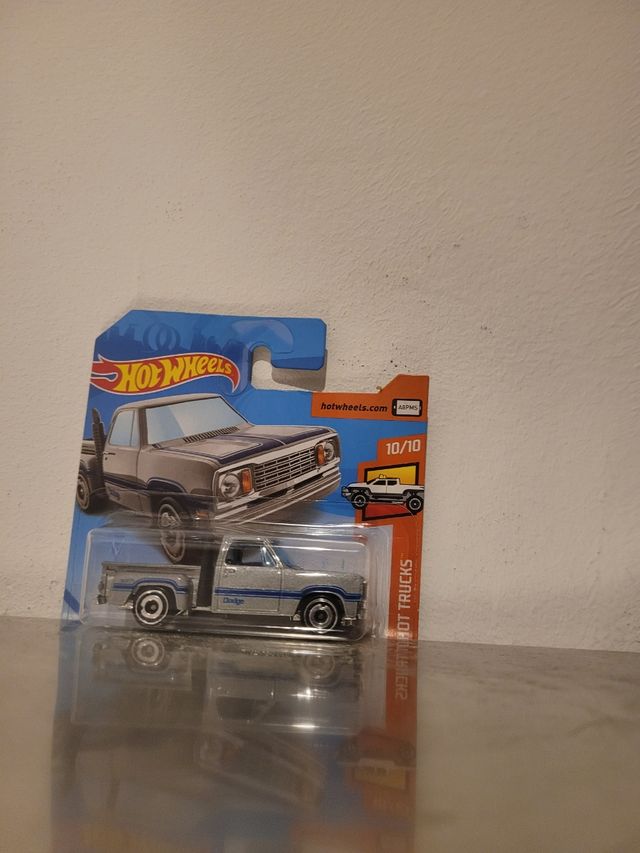 Dodge lil red hotwheels