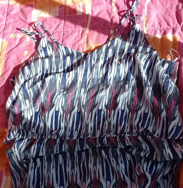 Precioso Vestido con lurex