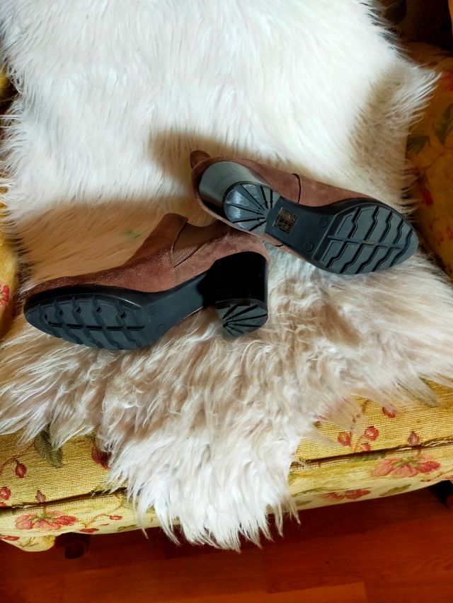 Botines ante Bluegenex