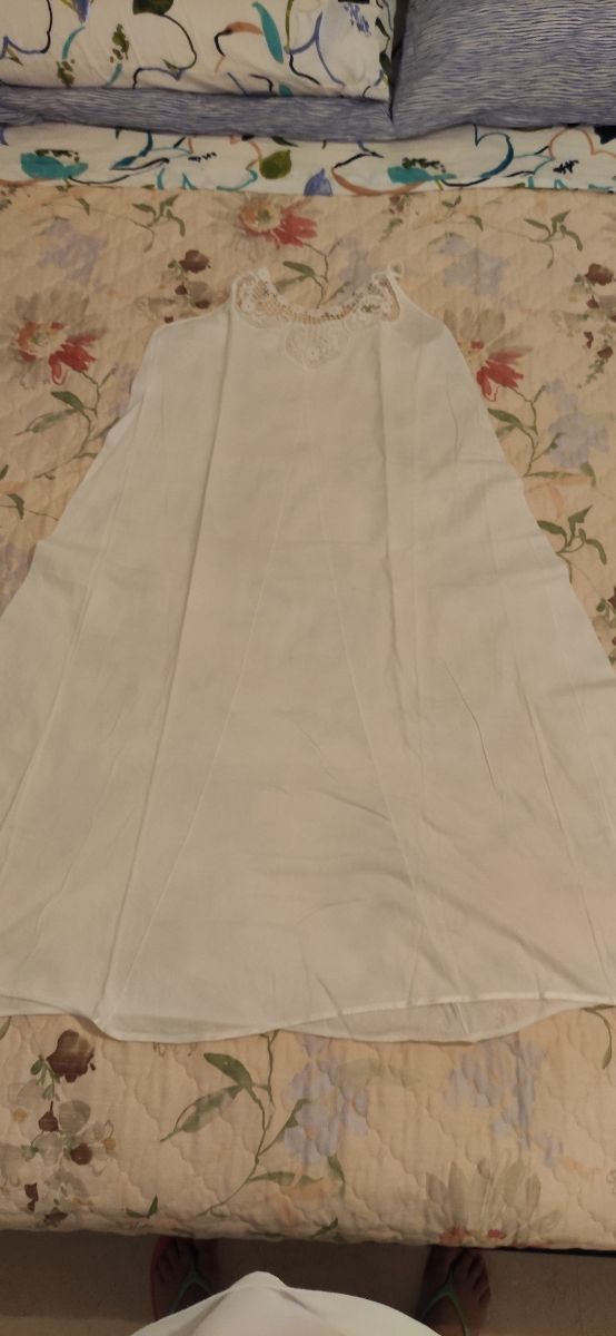 camicia da notte bianca in cotone con ricamo