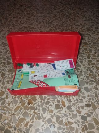 MONOPOLY GRAB AND GO