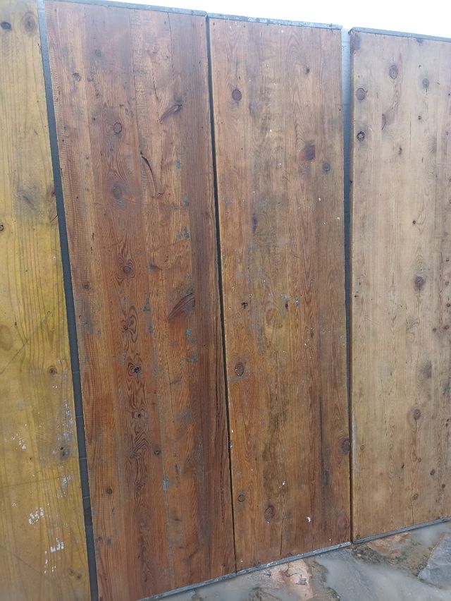 Tableros de encofrar de segunda mano por 15 EUR en Zaragoza en WALLAPOP