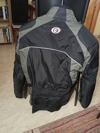 Chaquetas moto 