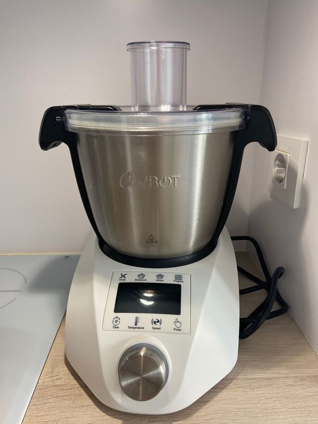 Se vende robot de cocina nuevo