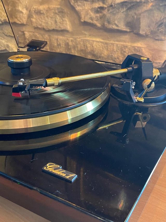 Dual Golden one 1. Tocadiscos.