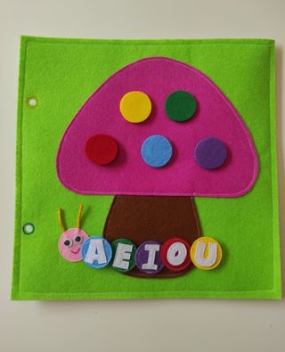 Libro de fieltro personalizado desde 40€