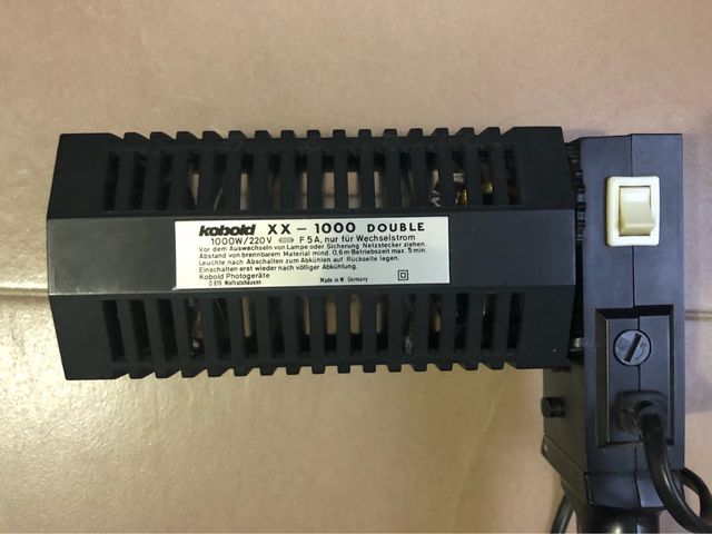 Lámpara de foto cine kobold con su caja original