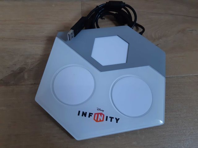 Disney Infinity Marvel 2.0 Xbox 360 + 5 figuras