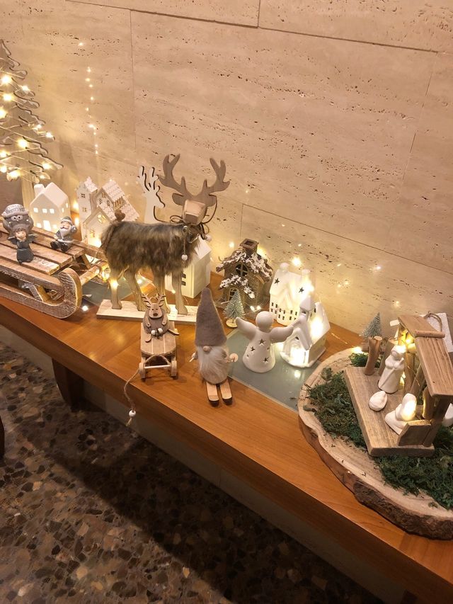 Pueblo y Nacimiento de Navidad nuevo