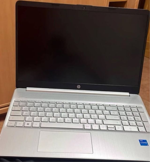 Portatil HP Core i5 256GB SSD 8GB RAM