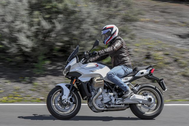 Moto Guzzi V100 Mandello 