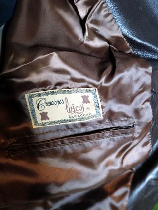 Chaqueta marrón de cuero fino