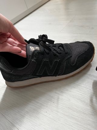 New balance negras