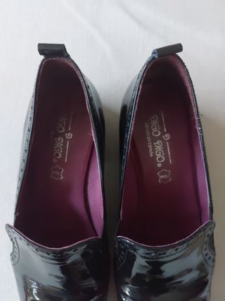 Zapatos de chica.